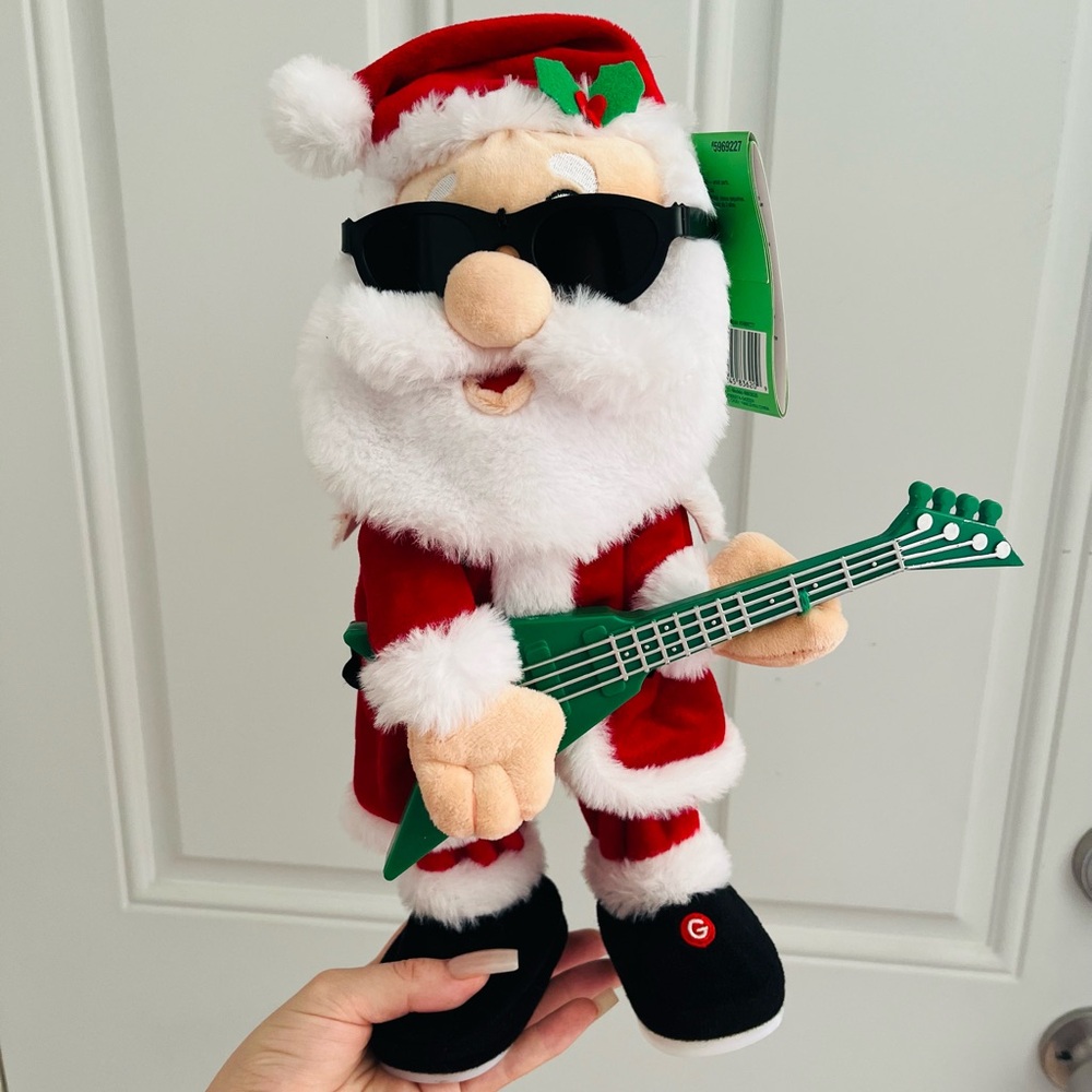 NWT holiday living animated christmas rockin santa plush 🎅🏼🤘🎸